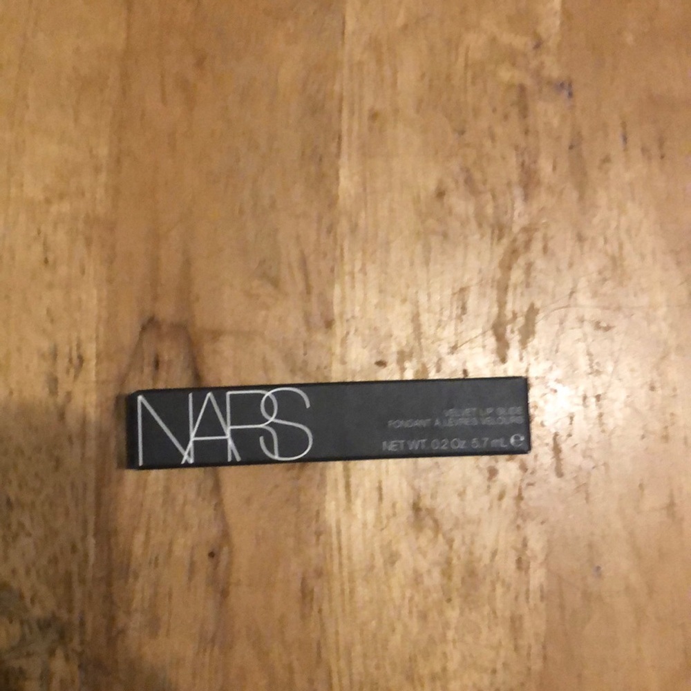 HOST PICK!! NWT nars velvet lip glide - Picture 7 of 8
